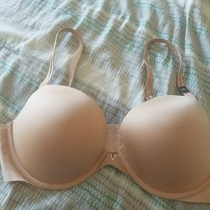 Victoria's Secret Nude Push-Up Bra
